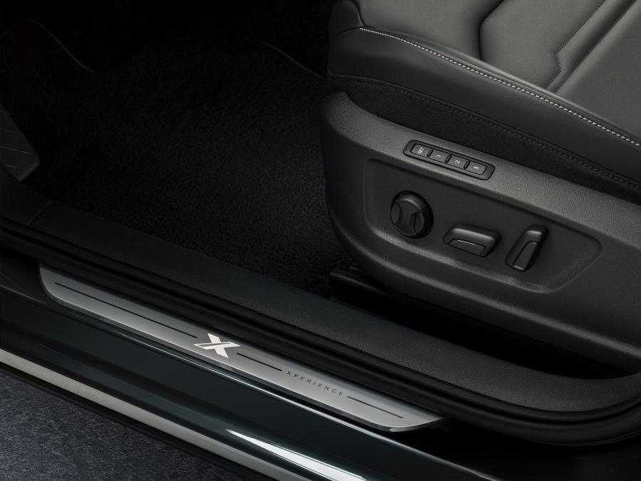 Детали интерьера Seat Ateca Xperience 2020 года  (WW) (фото 15 из 15)